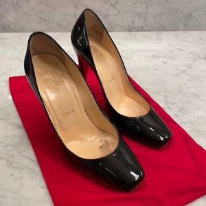 Christian Louboutin Black Patent Leather pumps